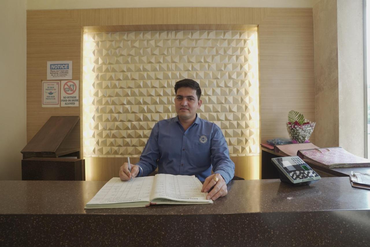 Hotel Mathoshree Thane Exterior foto